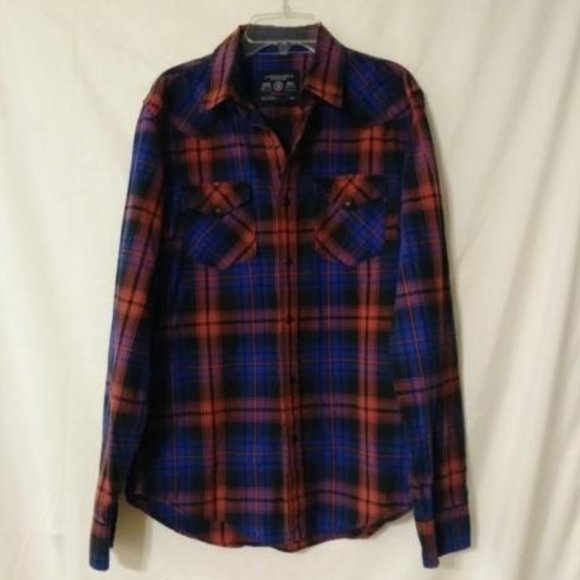 AEO Plaid Button up - Picture 5 of 10